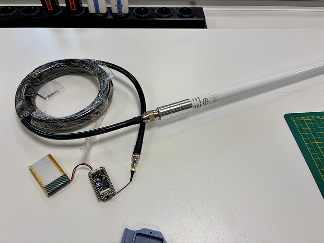 8CE8274E-BA00-421E-93F1-99281239EF99_1_201_a